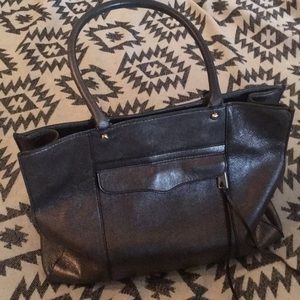 Metallic gunmetal gray shoulder bag.